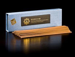  Premium Qing Zhou Aloeswood 8〝 Stick Incense (75 grams)